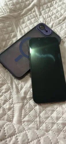 iPhone 16e