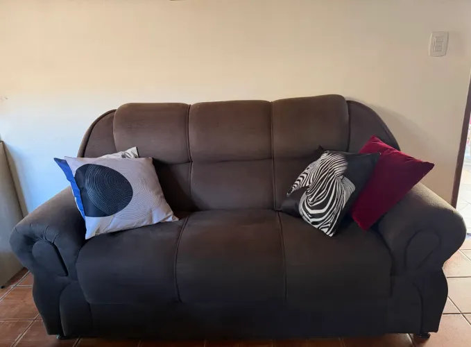 Sofá 3 e 2 lugares 
