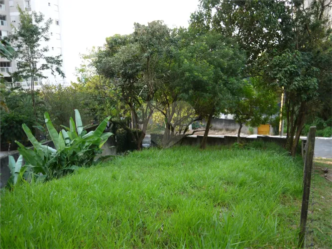 Terreno à venda no Brooklin Velho, São Paulo - SP