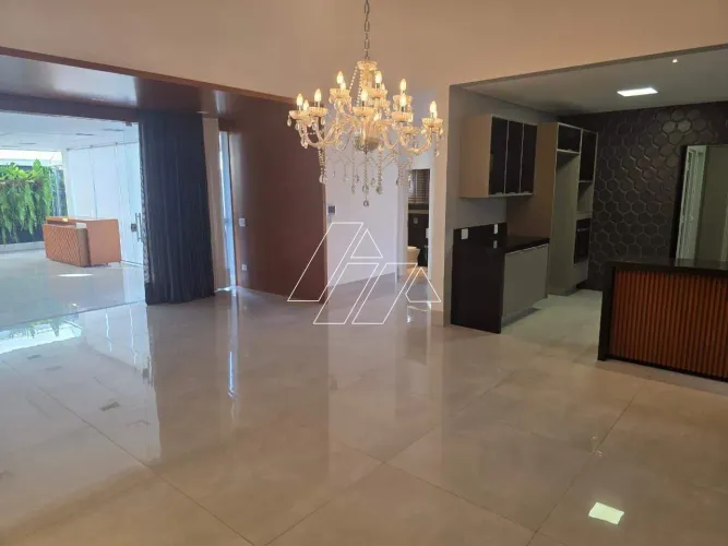 Casa em Condomínio para Alugar em Marília (Parque das Esmeraldas) 440 m²