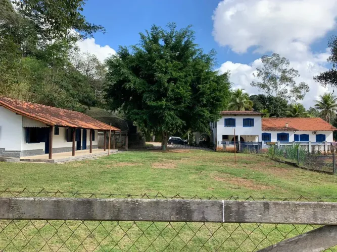 FAZENDA VASSOURAS