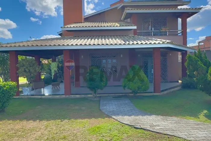 Casa Alto Padrão no bairro Primavera
