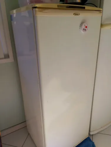 Vende-se freezer vertical Consul 