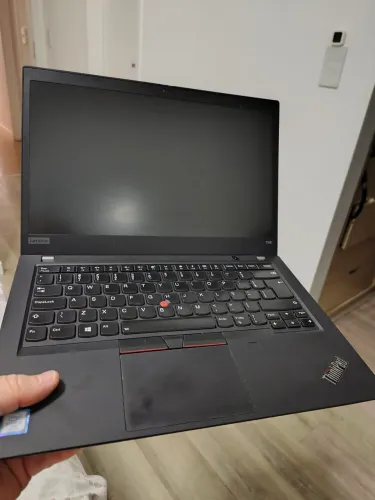 Lenovo ThinkPad T490 ? Core i5 vPro | 8 GB RAM | SSD 256 GB