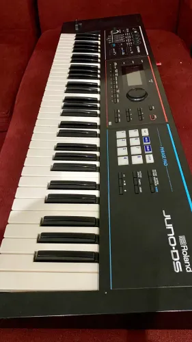 Teclado Roland Juno DS 61