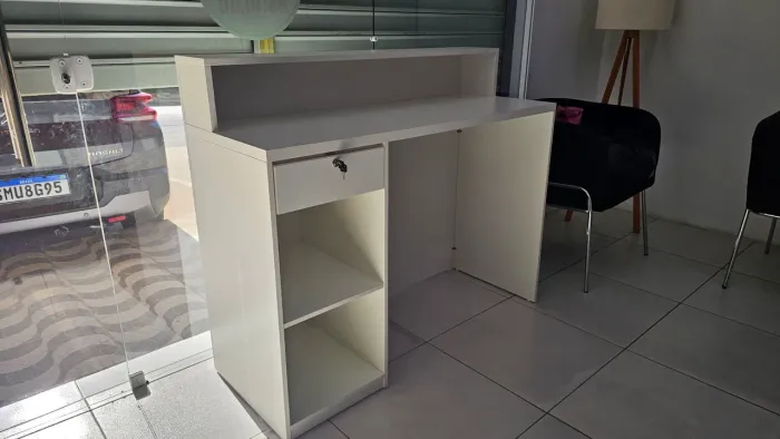 Balcão para loja em MDF
