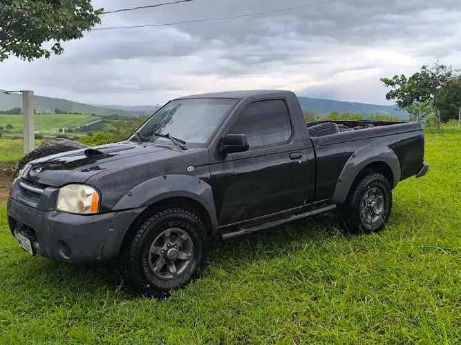 Nissan Frontier XE CS 4X2 2.8 TB Interc. Dies. 2006