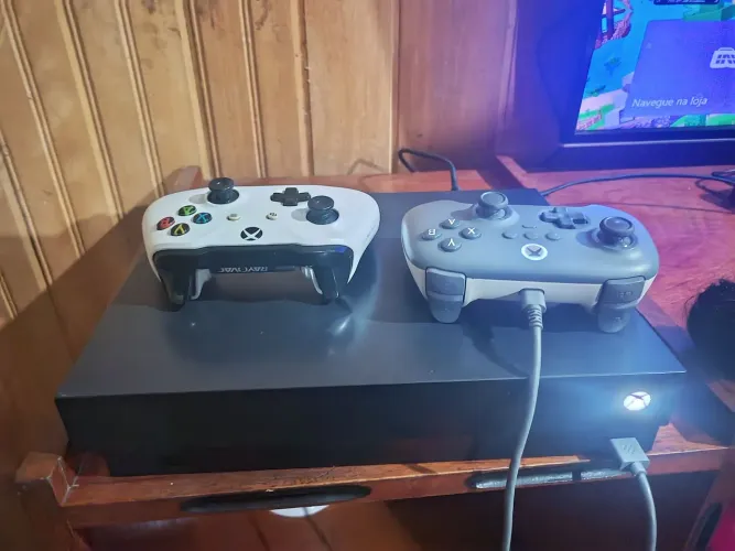 Xbox one X 1TB