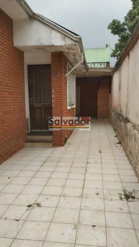 Casa térrea à venda ou locação no Moinho Velho