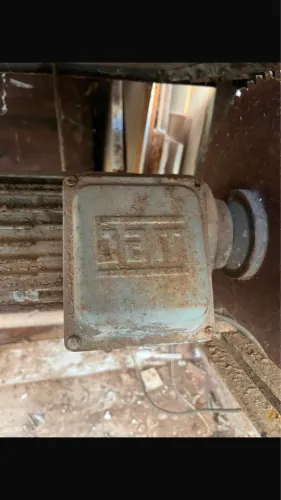 Máquina de corte, motor Weg 5 hp