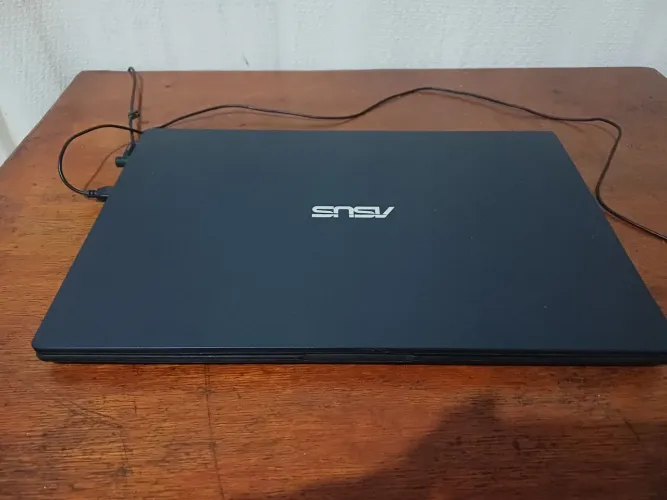 Notebook Asus E510