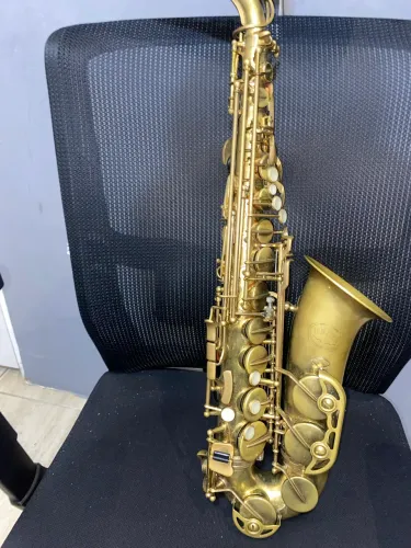 Sax alto Júpiter Jas 567
