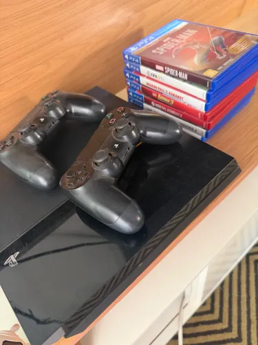 PlayStatyon 4 500gb
