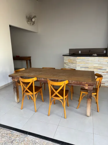 Mesa de Madeira Demolição com 6 Cadeiras Thonart