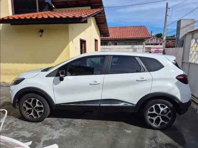 Renault Captur Intense 1.6 16V Flex 5P Aut. 2019