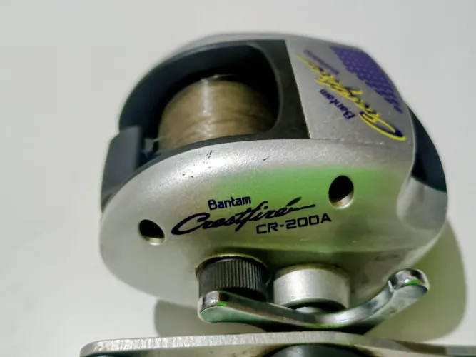 Carretilha Shimano peça unica