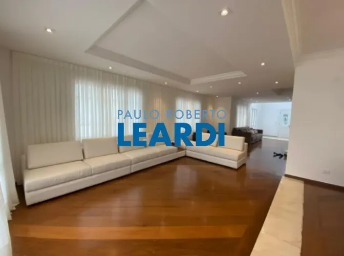 CASA EM CONDOMÍNIO - ALPHAVILLE - SP