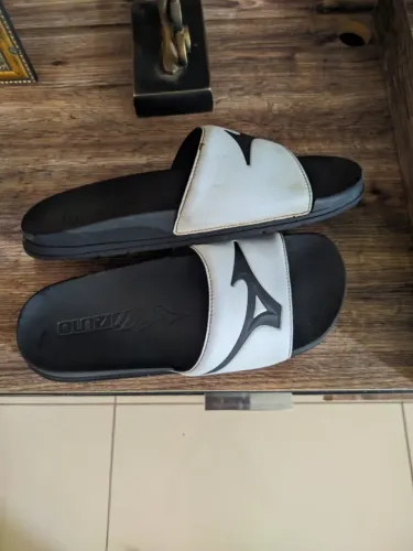 Chinelo Mizuno original tamanho 40