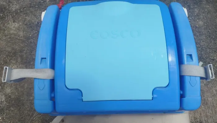 CADEIRA DE ALIMENTAÇÃO PORTÁTIL COSCO