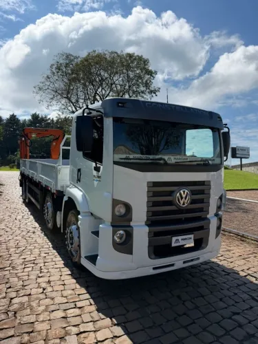 Volkswagen Constellation 30.280 8x2 Munck