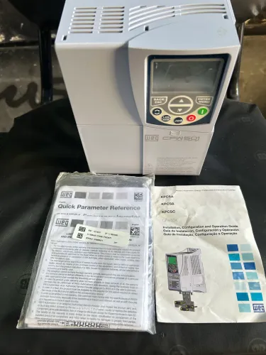 Inversor de Frequência WEG Trifásico CFW501 380-480V 16A