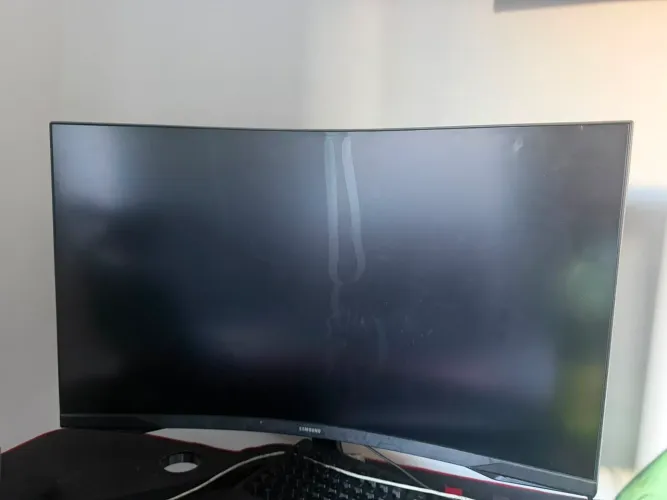 Monitor Samsung quebrado 