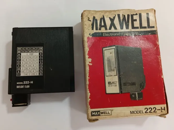 Flash Maxwell 222-H