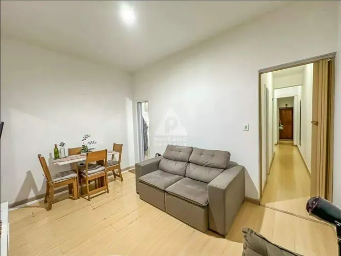 Venda: Apartamento Residencial de 51 m² no Catete, RJ