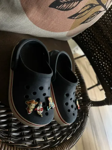 Crocs seminova