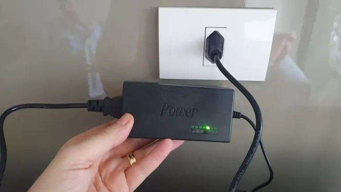 Carregador Portátil Universal pra TV ou Notebook