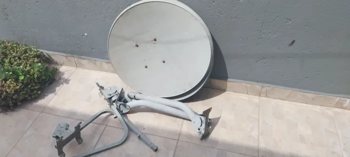 Duas antena Sky