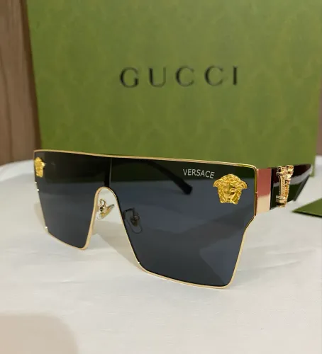 Óculos de sol Versace medusa 
