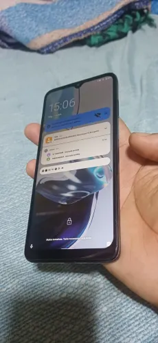 Moto e22 bem conservado