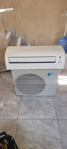 AR CONDICIONADO DAIKIN 12000 BTUS