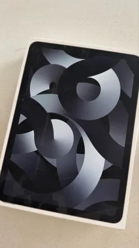 iPad Air 5 geração 64GB com capa e caneta original Apple 