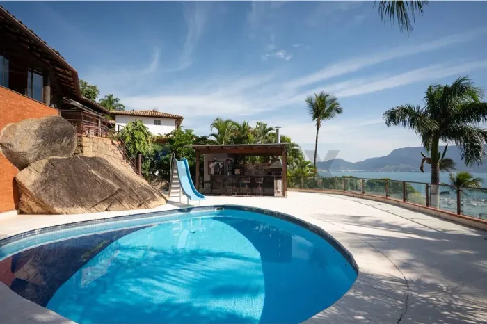 "Residência Luxuosa em Santa Tereza, Ilhabela"