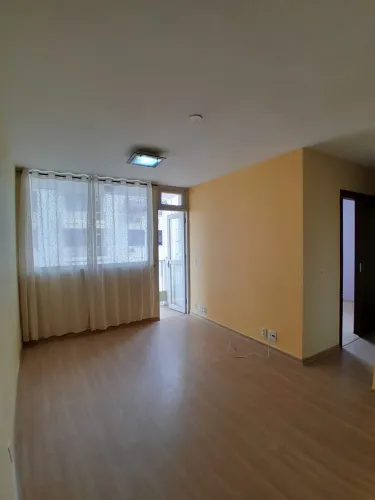 Aluga-se excelente apartamento de 2 quartos no Ed. Ferreira Pontes!Aluga-se excelente apar