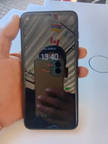 Celular G8