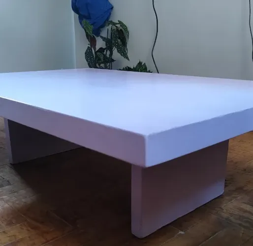 Mesa de centro madeira maciça rosa