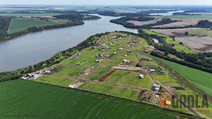 Terreno em Condomínio para Venda em Luiziana, Usina Mourão