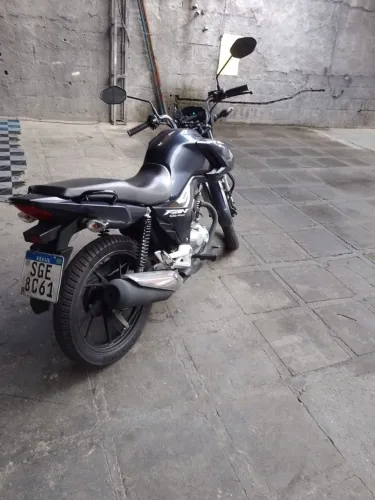 Moto 160
