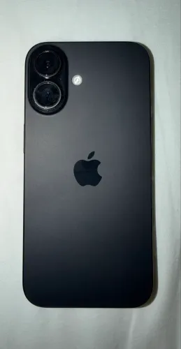 iPhone 16