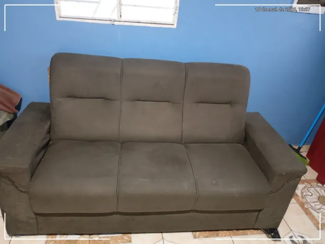 Sofá 3 lugares 