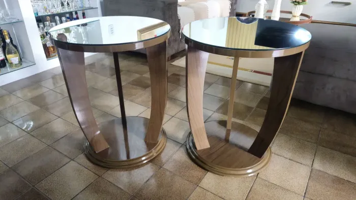 Conjunto de mesas laterais