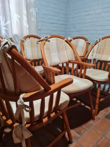 Conjunto de cadeiras estilo gramado em madeira nobre maciça com almofadas