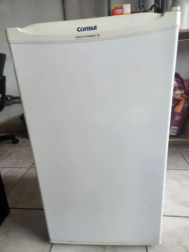 Frigobar consul compacto 120 - 117l e 120v - branco usado
