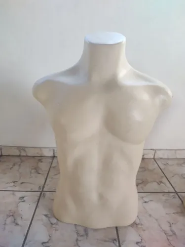 Maquequim busto adulto