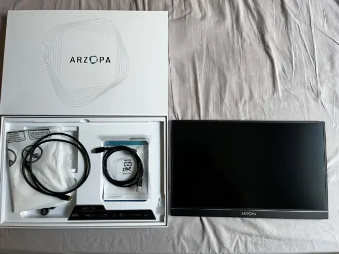 Monitor Gamer Portátil ARZOPA 16.1 144Hz
