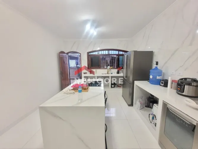 Casa em Rua Doutor Paulo Queiroz - Jardim Nove de Julho - São Paulo/SP