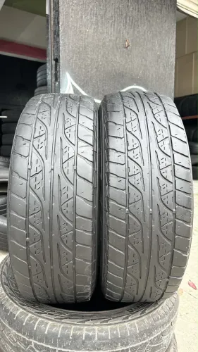 2 PNEUS 235/70r16 DUNLOP GRANDTREK